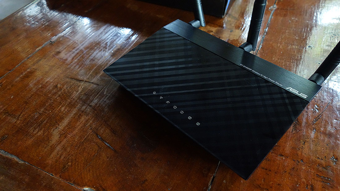 asus-n14uhp-review-01