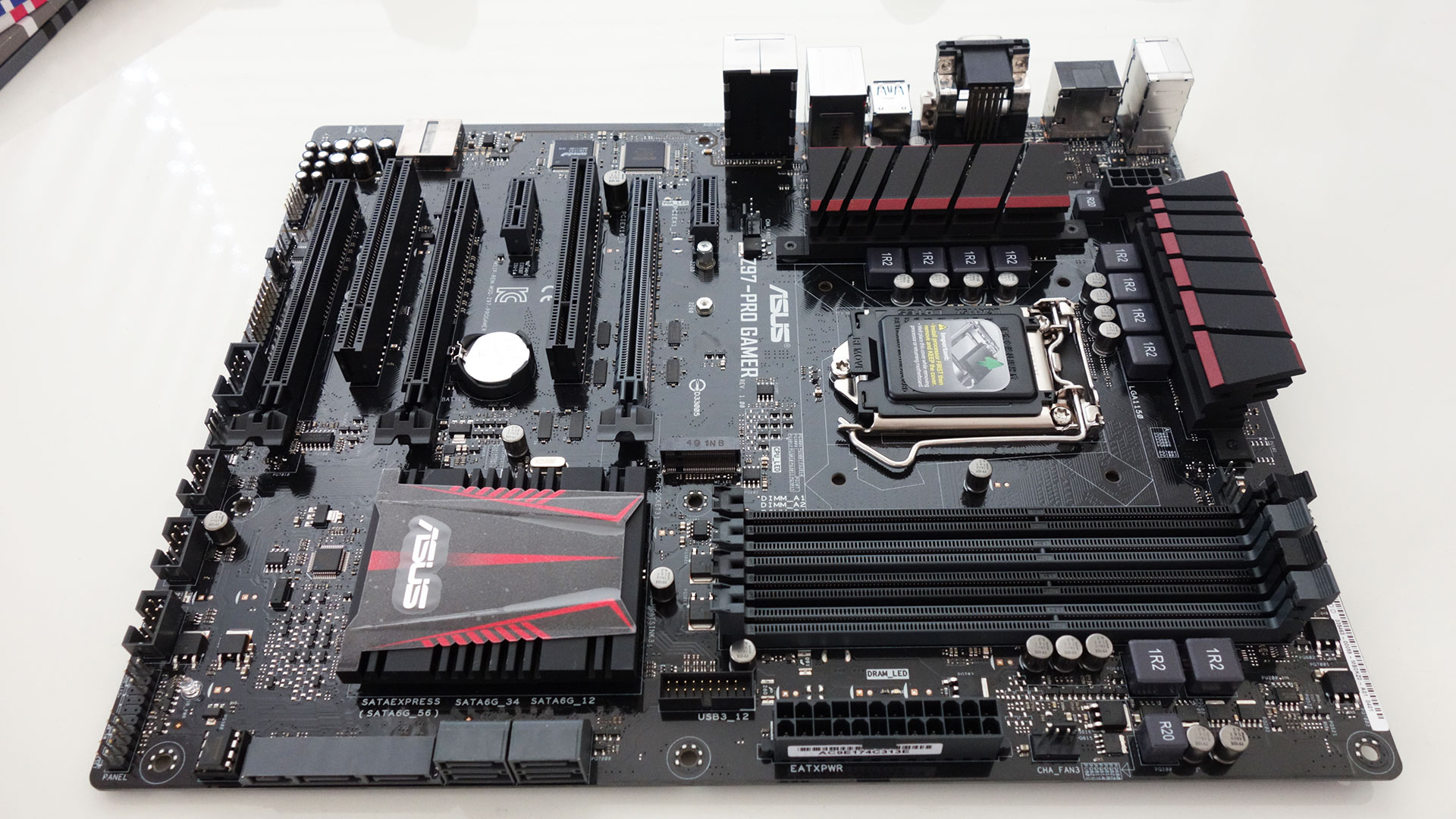 asus-z97-progamer-motherboard-review-03