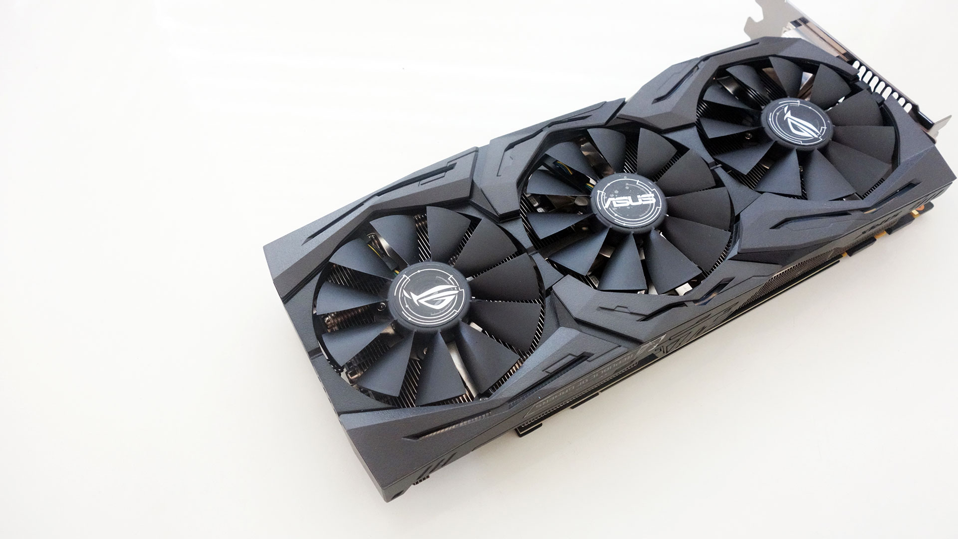 asus-gtx1070-strix-review-02