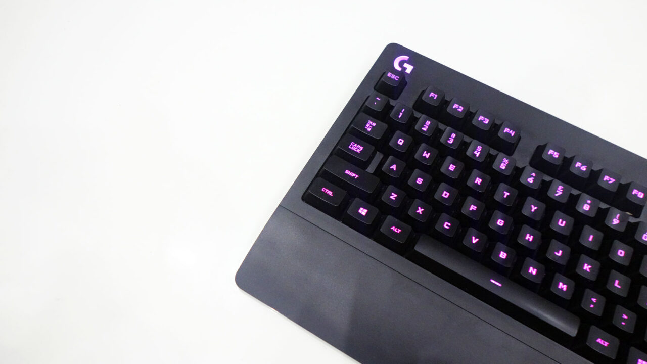 logitech-g213-prodigy-rgb-gaming-keyboard-review-01