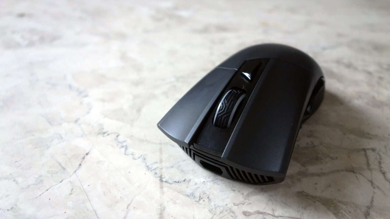 asus-rog-gladius-2-gaming-mouse-review-06