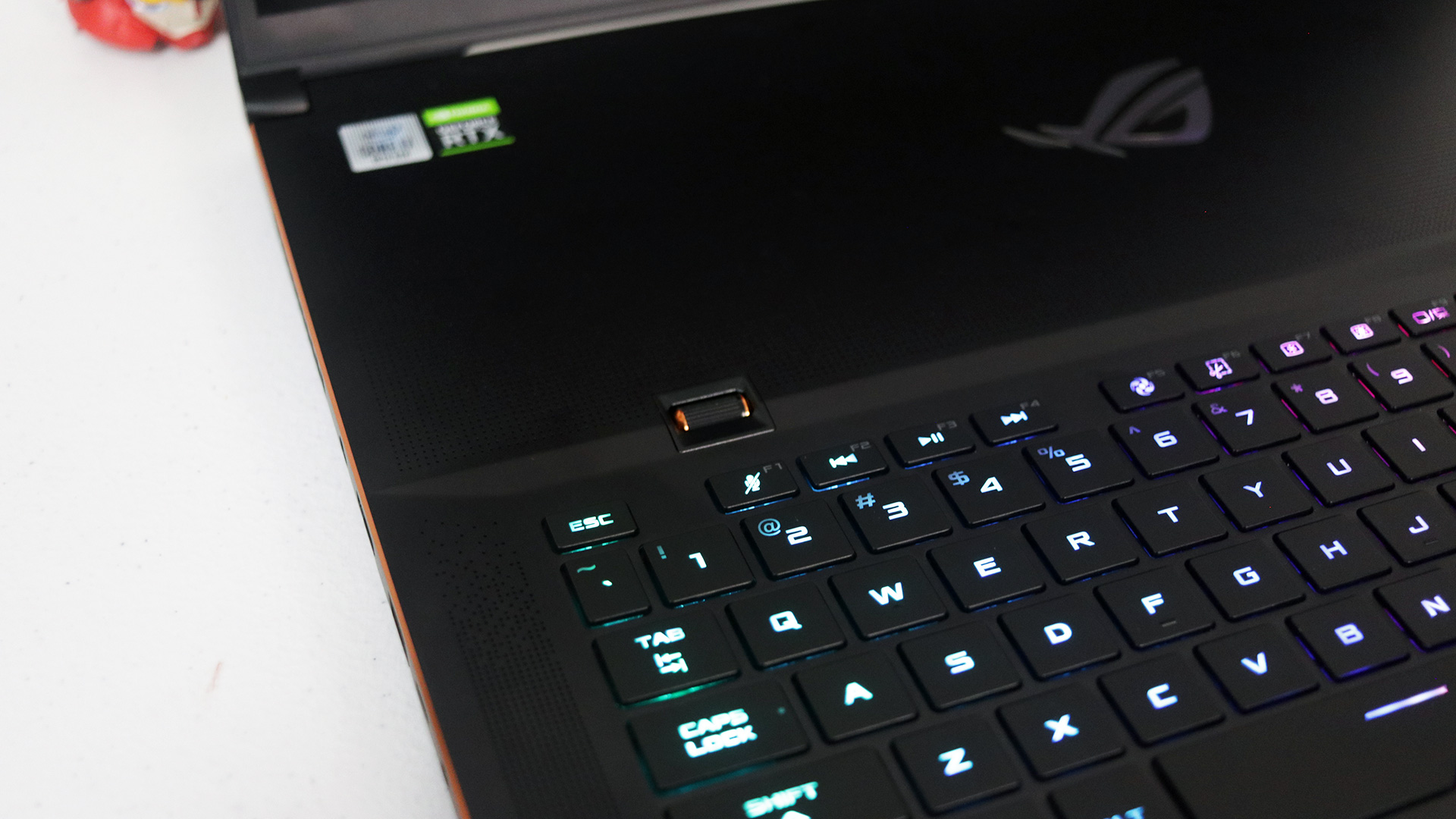 Asus ROG Zephyrus S17 GX701LXS Gaming Laptop Review – Will Work 4