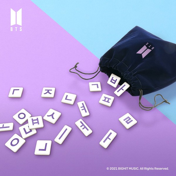 RAON with BTS exclusive pouch. Korea Boardgames.