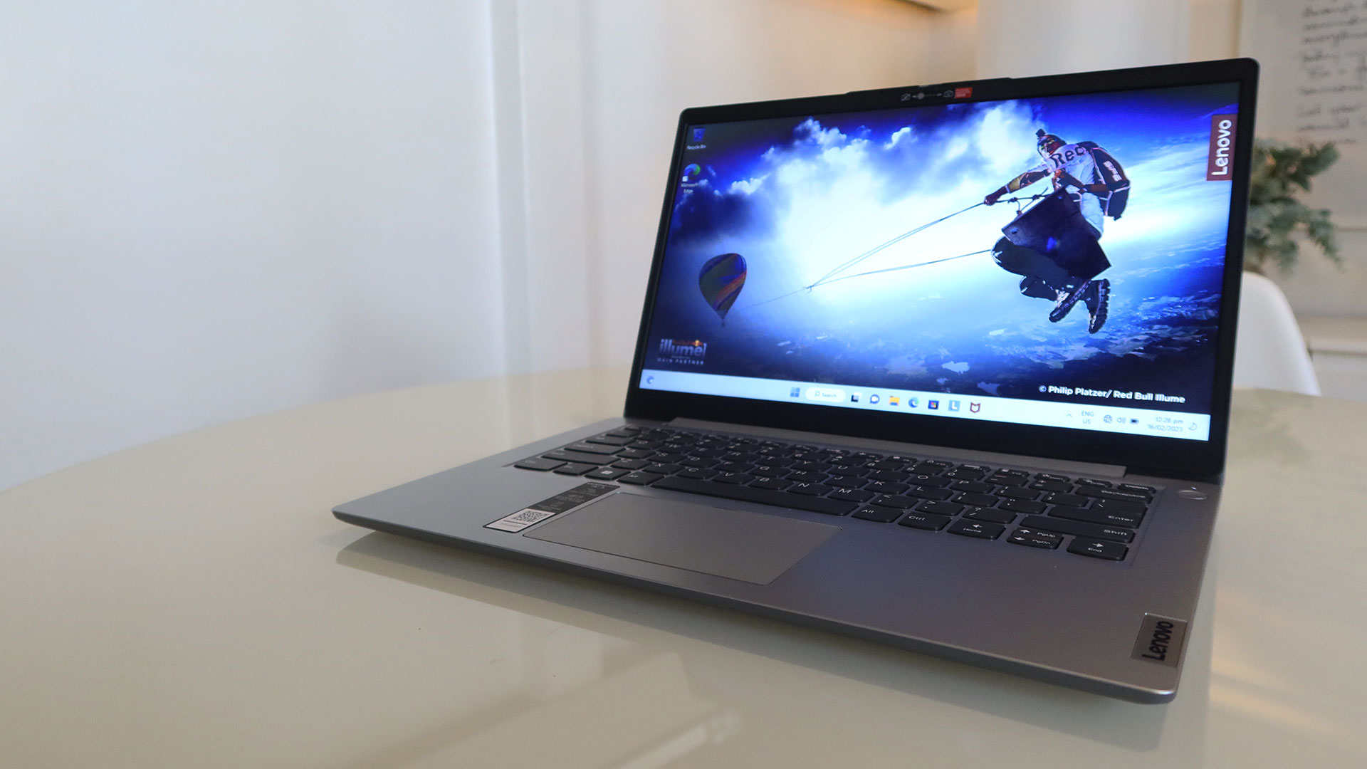 Lenovo IdeaPad Slim 1 (15AMN7-82VG002CPH) Review - A Reasonable Entry ...